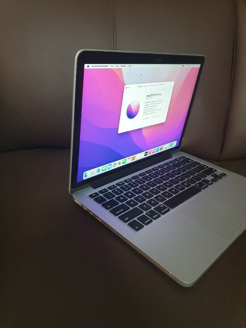 Macbook Pro a1502443995776038348803
