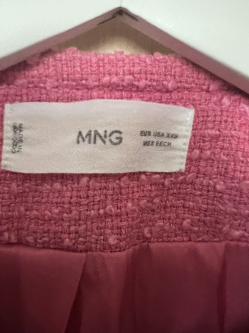 Mango Tweed Blazer (Category: Coats, Jackets and Outerwear) located in Santa Cruz. Submitted by beautsbees (Listing ID 1424481664, Image 3). Description: - Mango Tweed Blazer - Size: XS (EU 34) - Color: Pink - Features: Tweed fabric, gold buttons - Condition: Layered Condition: 4 - Brand: Mango - Stylish and versatile design.