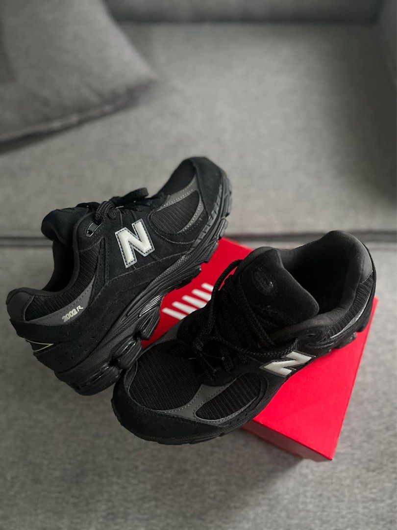 New Balance 2002R Black/Silver (Category: Sneakers) located in Cagayan de Oro. Submitted by yuichinnie (Listing ID 1424350465, Image 2). Description: New Balance 2002R Colorway: Black/Silver Sizes Available: 7/8/8.5/9.5/10/11/11.5 US COD Available via LBC (Downpayment to Avail) Location: Cagayan de Oro City MOD: JNT/JRS/LBC Price: 3499 + SF.
