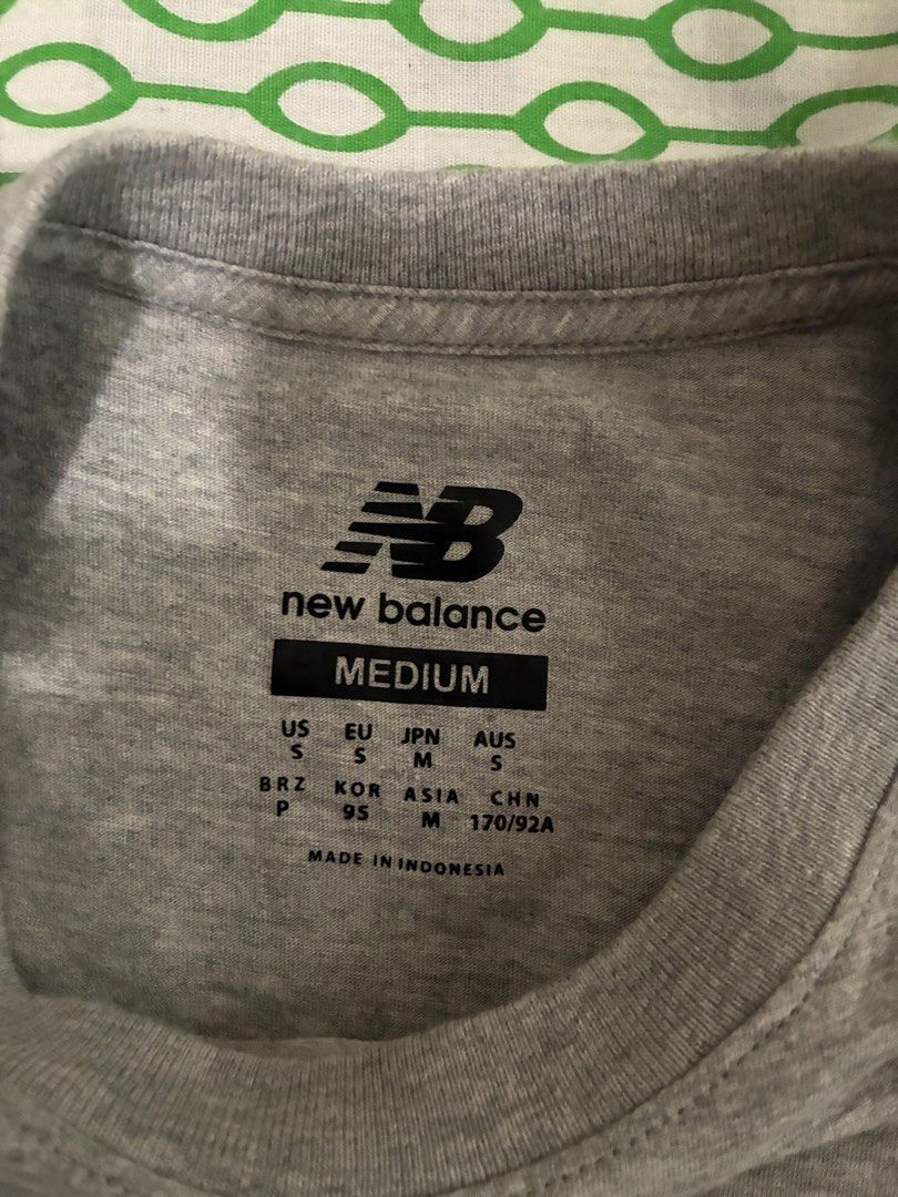 New Balance Gray T-shirt Medium (Category: Tshirts & Polo Shirts ) located in San Jose del Monte. Submitted by yllib1112 (Listing ID 1424380159, Image 3). Description: Once lng nagamit 20x27 dimes No issue Can pass as brand new.