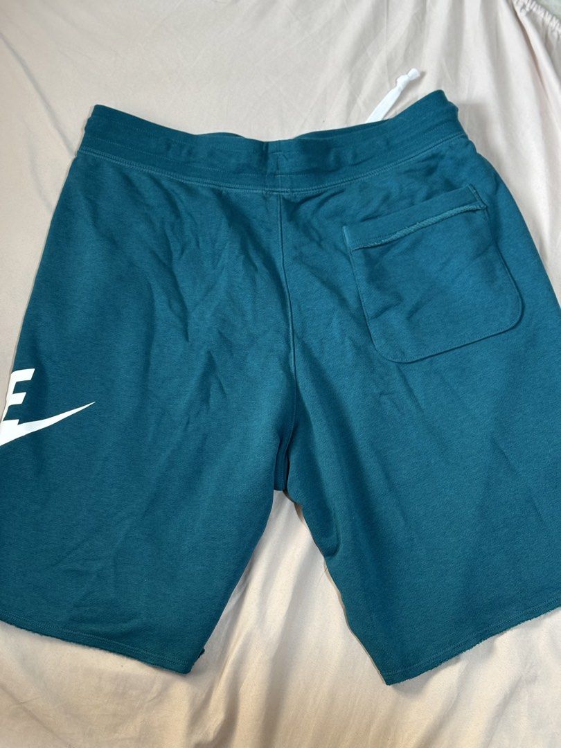 Nike alumni shorts ( Teal blue) (Category: Shorts) located in Quezon City. Submitted by jovvs (Listing ID 1424416931, Image 3). Description: Nike alumni shorts ( Teal blue) Size: Length: 21 inches Width: 17 inches 💯 authentic! Bought in USA RFS: extra pair with same color and size.
