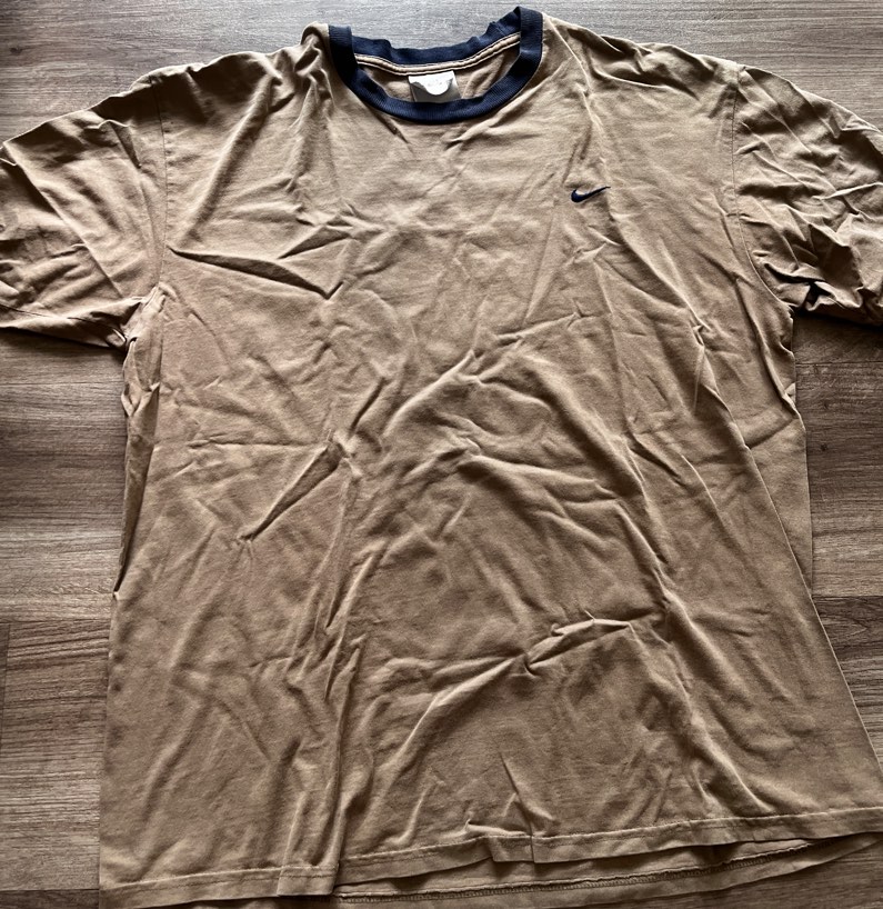 brown nike shirt vintage