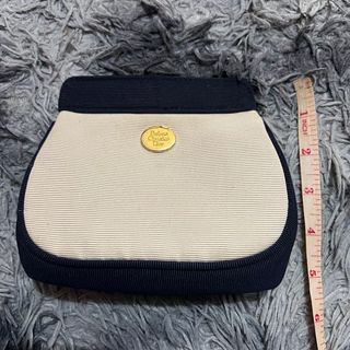 (Category: ) located in . Submitted by thriftmiggy_2 (Listing ID 1424371455, Image 1). Description: .