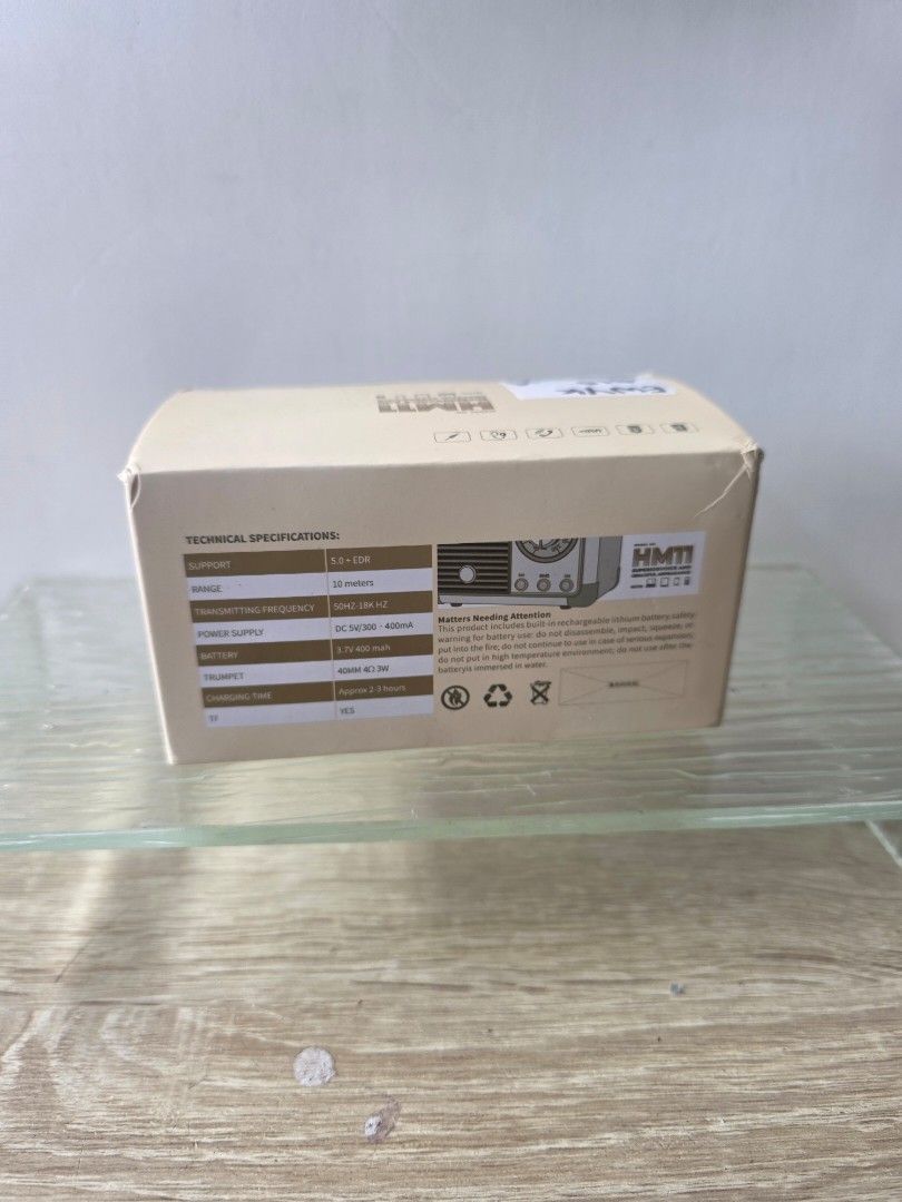 PORTABLE
WIRELESS SPEAKER65748759622531115