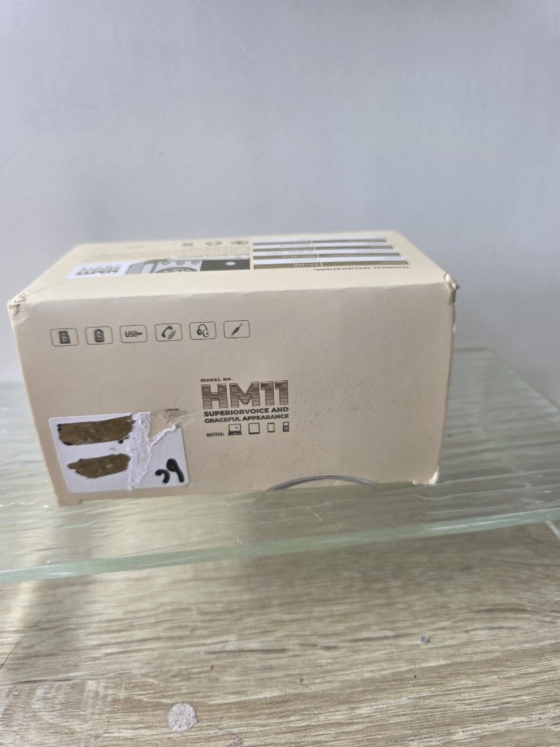 PORTABLE
WIRELESS SPEAKER65748759622531116