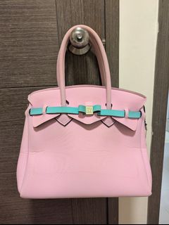 （分類：）位於 。 由 barbiechan2021 提交（商品編號 1424448358，圖片 1）。簡介： 。