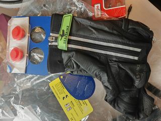 （分類：）位於 。 由 ghk218 提交（商品編號 1424363455，圖片 1）。簡介： 。