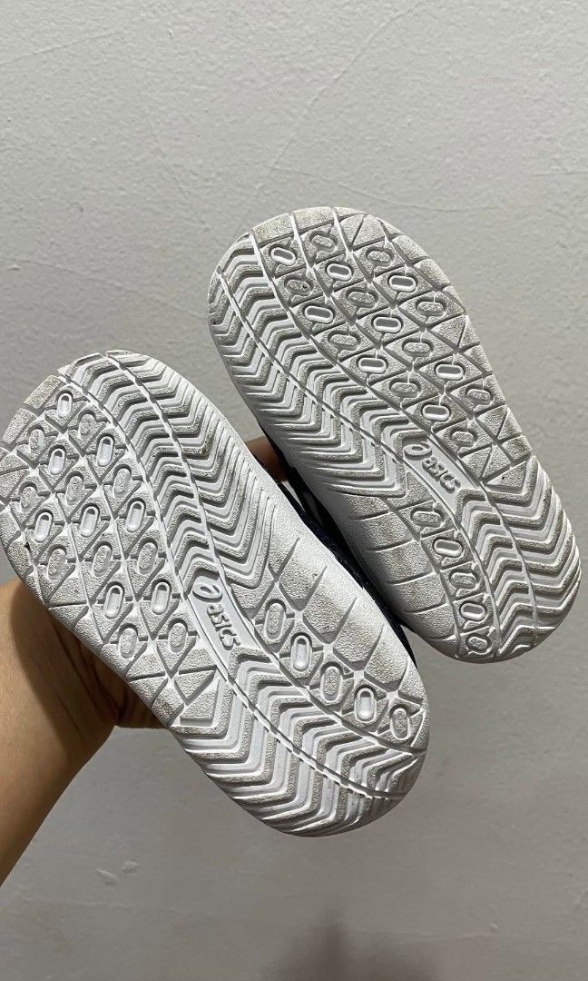 Sepatu Asics Japan (Kategori: 1 hingga 3 tahun) berada di Jakarta Timur. Dikirim oleh whoizdat (ID iklan 1424401552, Gambar 3). Deskripsi: uk 13 cm masih seperti baru.