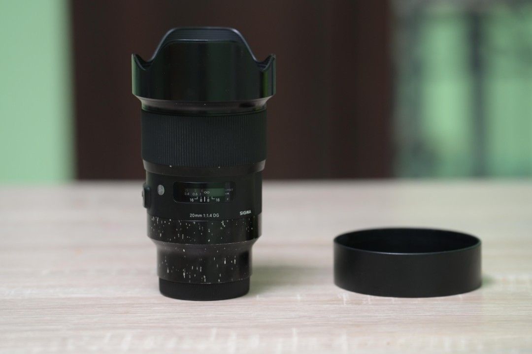 SIGMA ART 20 MM 1.4 DG ART E-MOUNT (Category: Lens & Kits) located in Makati City. Submitted by zygph (Listing ID 1424516756, Image 2). Description: SIGMA 20MM 1.4 DG ART E-Mount -clean glass -very good working condition -NO loose rubbers .