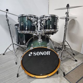(Category: ) located in . Submitted by drummersboutique (Listing ID 1424416346, Image 1). Description: .