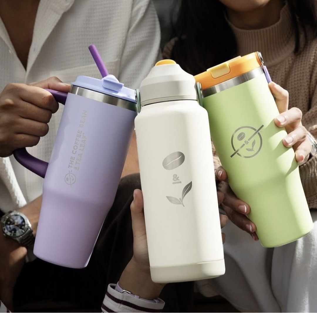 The Coffee Bean & Tea Leaf Tumbler with Handle (Category: Water Bottles & Tumblers) located in Caloocan City. Submitted by itotmanyasis (Listing ID 1424414929, Image 3). Description: .