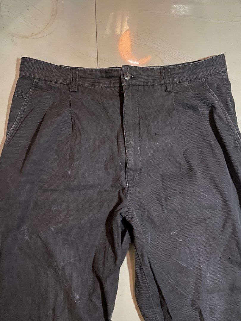 Think Pink Cotton Pants (Category: Chinos) located in Malaybalay. Submitted by morphment (Listing ID 1424455937, Image 2). Description: - Brand: Think Pink - Material: 100% Cotton - Color: Dark - Closure: Button - Details: Features Japanese tag 32 waist 39 length 27 inseam 9hem Add sf 120 Jnt Mindanao Gcash.