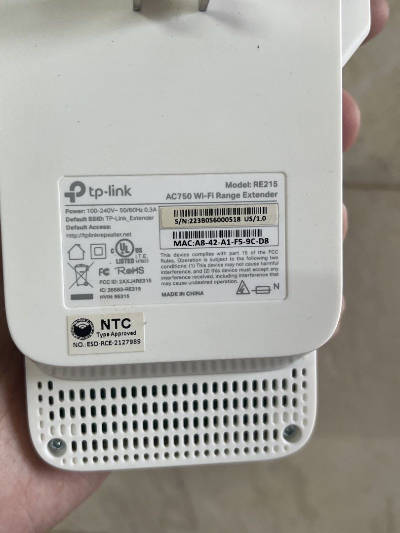 TP-Link AC750 Wi-Fi Range Extender (Category: Networking) located in Pasay City. Submitted by codymendoza (Listing ID 1424380918, Image 2). Description: - TP-Link RE215 AC750 Wi-Fi Range Extender • No box, unit only - Dual-band: 2.4GHz and 5GHz - Features an Ethernet port - Model: RE215 - NTC Type Approved - Power Input: 100-240V~ 50/60Hz 0.3A • Pampanga location • J&T or Lalamove (buyer's expense) • NO COD .