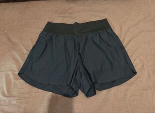 (Category: ) located in . Submitted by petite1800 (Listing ID 1424357344, Image 1). Description: .