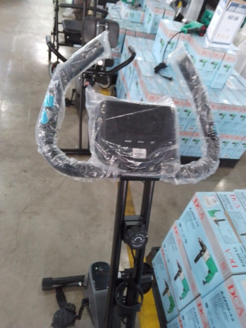 Upright Exercise Bike (Category: Cardio & Fitness Machines) located in Caloocan City. Submitted by hmr.xander (Listing ID 1424376175, Image 3). Description: - Upright exercise bike - Adjustable resistance - Padded seat and handlebars - Digital display - Ideal for home fitness.