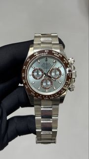 （分類：）位於 。 由 timeuniversewatch 提交（商品編號 1424385180，圖片 1）。簡介： 。