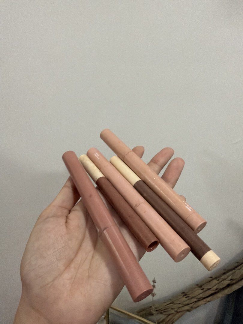 Vice and sunnies eyeshadow sticks bundle (Category: Makeup) located in Quezon City. Submitted by destashingmycloset (Listing ID 1424354283, Image 1). Description: - Nude and brown lip liner set - Pencil form - Includes various shades - Perfect for different lip looks.