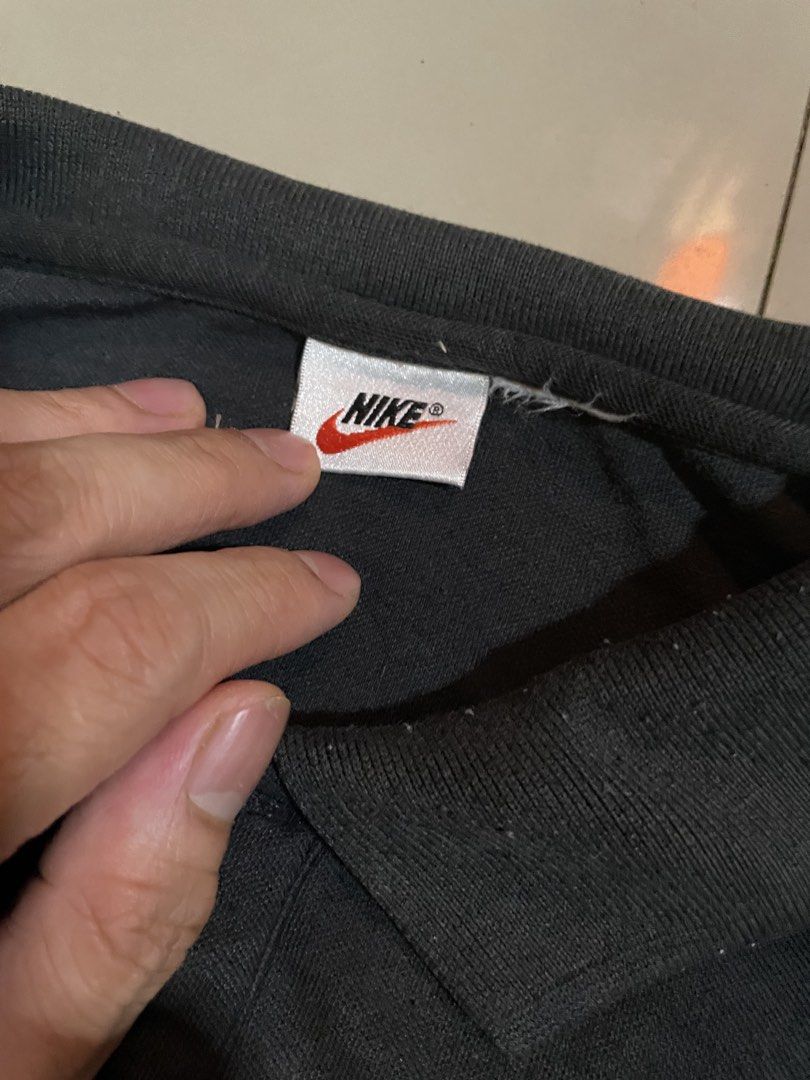 Vintagr Nike Polo Shirt (Category: Tshirts & Polo Shirts ) located in Malaybalay. Submitted by morphment (Listing ID 1424443154, Image 3). Description: 28Lx22w Add sf 120 Jnt Mindanao Gcash.