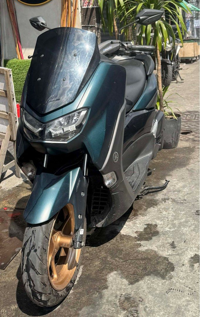Yamaha NMAX 155 (Category: Motorbikes for Sale) located in Manila. Submitted by kirkcarlo (Listing ID 1424396298, Image 1). Description: Automatic AE NMAX V2- Green FIRST OWNER YEAR MODEL 2022 ODO: 30kms REGISTERED UNTIL 2026 COMPLETE ORIGINAL PAPERS call or txt 09176789512.