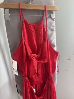(Category: ) located in . Submitted by declutteringwardrobe1234 (Listing ID 1424383519, Image 1). Description: .