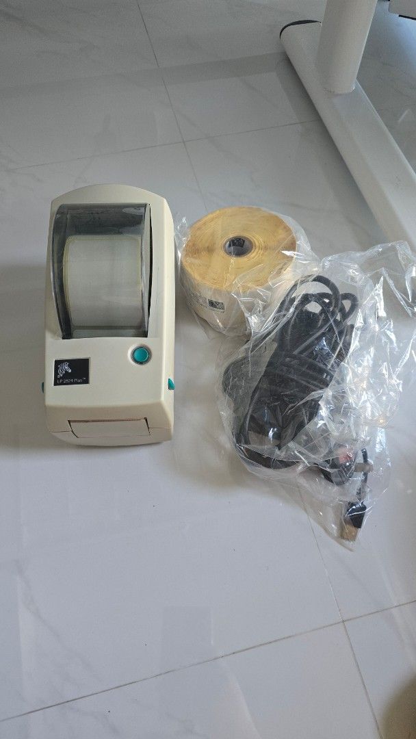 Zebra LP 2824 Plus Label Printer444244134997544960