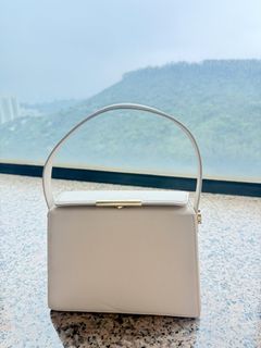 （分類：）位於 。 由 thisismyfavouritething 提交（商品編號 1429238082，圖片 1）。簡介： 。