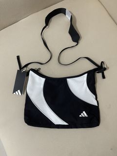 (Category: ) located in . Submitted by sellingoriginalitems (Listing ID 1429299294, Image 1). Description: .