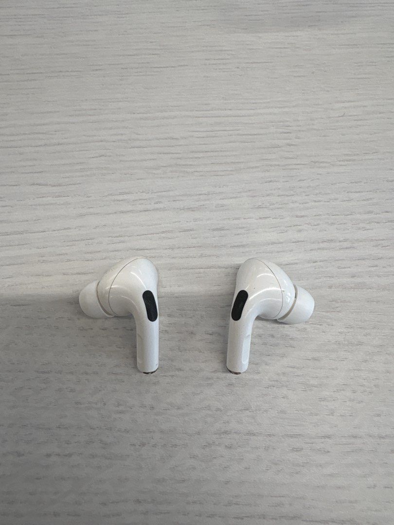 Airpods Pro 1416807154331822085
