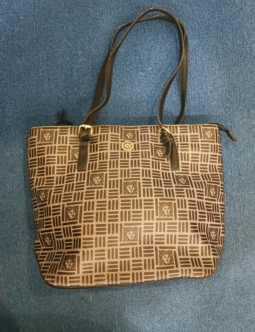 Anne klein tote bag (Category: Shoulder Bags) located in Manila. Submitted by rtins (Listing ID 1429175582, Image 1). Description: lion series medium visible flaws : rubber lining sa handle.