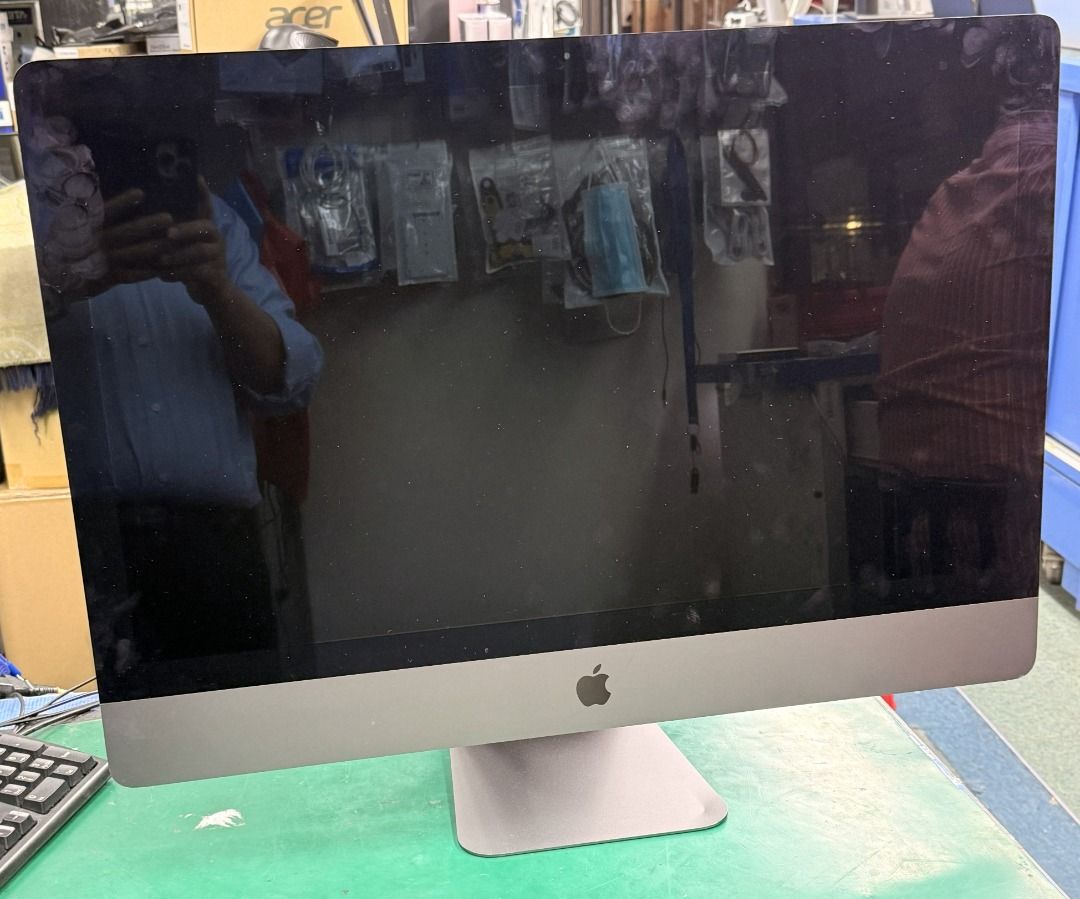 Apple iMac - Gray413242527423539200