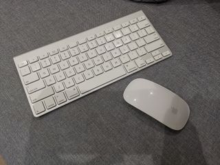 Apple Magic Keyboard and Mouse (set)439596271084523520