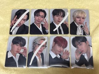 （分類：）位於 。 由 jeongii._.u 提交（商品編號 1428582390，圖片 1）。簡介： 。