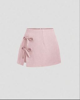 (Category: ) located in . Submitted by ameliasellsagain (Listing ID 1429303306, Image 1). Description: .