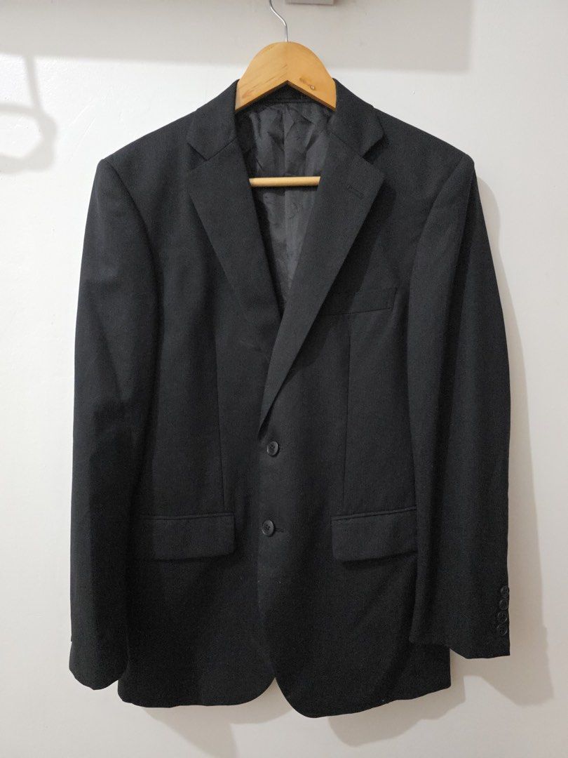 Black Suit (Category: Coats, Jackets and Outerwear) located in Angeles City. Submitted by kingfpc (Listing ID 1429275187, Image 1). Description: For Sale Black Suit Fit up to 5,8” 65kg No issues Excellent condition.