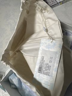 （分類：）位於 。 由 2222susu 提交（商品編號 1429301836，圖片 1）。簡介： 。