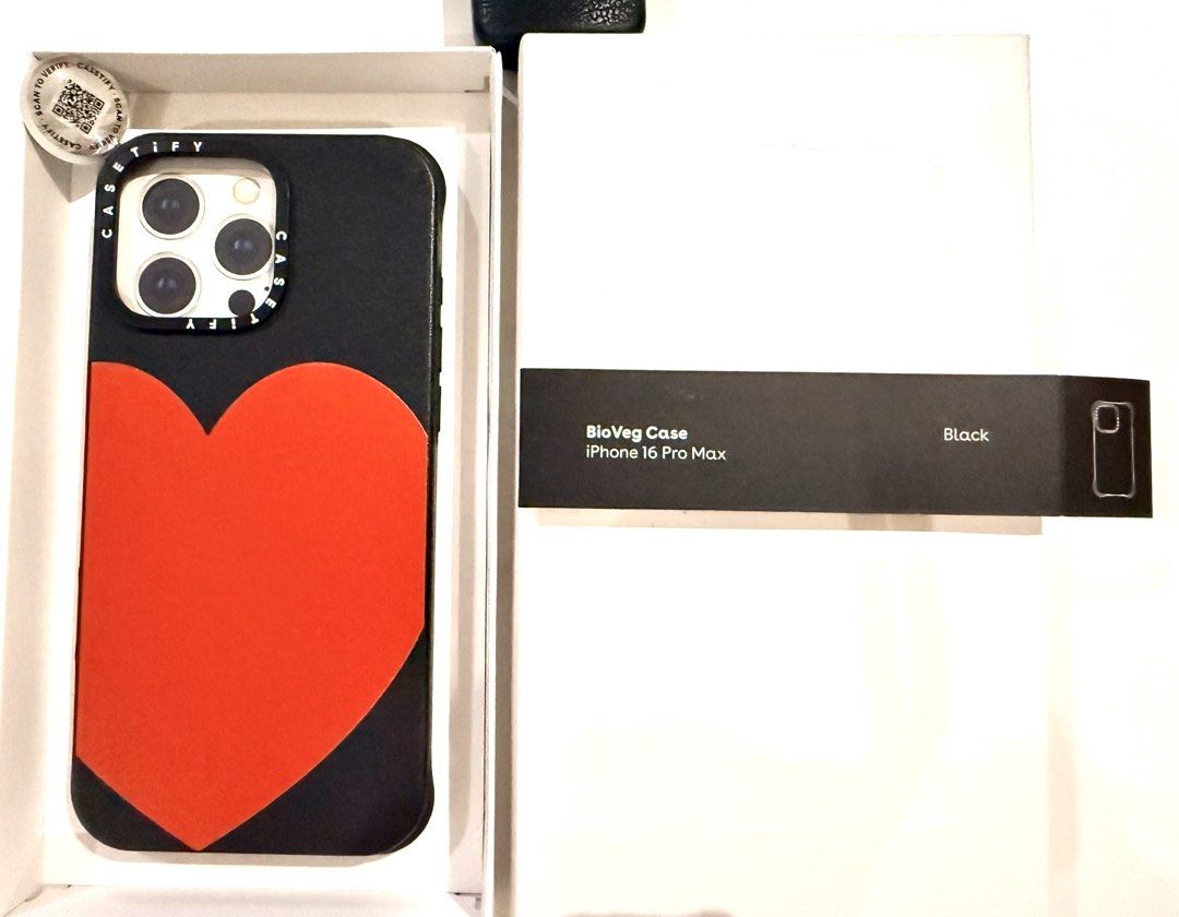 Casetify Bioveg for Iphone 16 pro max (Category: Cases & Sleeves) located in Cainta. Submitted by martiniko1108 (Listing ID 1429178516, Image 1). Description: Casetify Bioveg case for 16 pro max. Like new. Payment via gcash or bank transfer. Delivery via lalamove or grab.