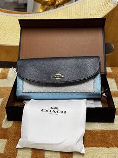 （分類：）位於 。 由 navy_bluel_ev2 提交（商品編號 1429237386，圖片 1）。簡介： 。