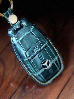 Ready made ~ Gator & croc skin products Collection item 2