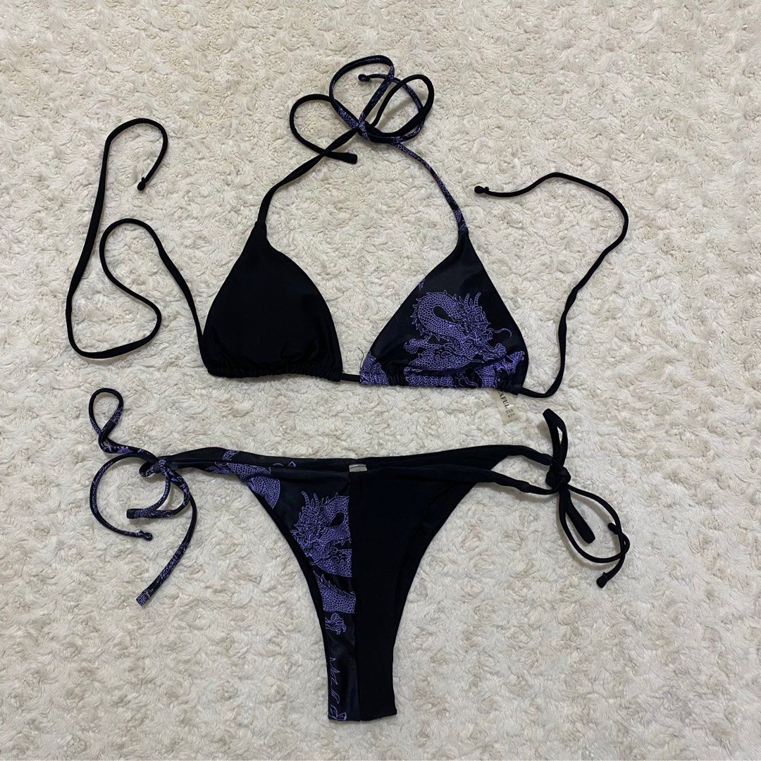 Dragon Print Bikini Set (Category: Bikinis & Swimsuits) located in Balanga. Submitted by cherryblunt (Listing ID 1429314235, Image 1). Description: S-M MOP - GCASH/BANK TRANSFER MOD - J&T EXPRESS ONLY.