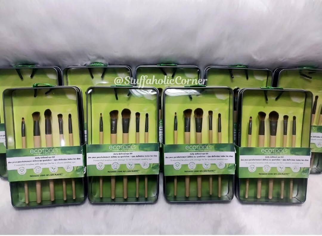 EcoTools Daily Defined Eye Kit (Category: Makeup) located in Manila. Submitted by jl.stuffph (Listing ID 1429300017, Image 2). Description: 🥰 ECOTOOLS 🥰 "DAILY DEFINED EYE KIT BRUSH SET" 🧿860.00 pesos 🥳 ‼️AVAILABLE ON HAND‼️ ✨️ BRAND NEW & 💯 AUTHENTIC ✨️ Mode of Payment: 🧿GCASH 🧿BDO DISCLAIMER: Stuffaholic Corner is not affiliated or associated with any of the brands featured. All copyrights reserved to the original brand holder. All image
