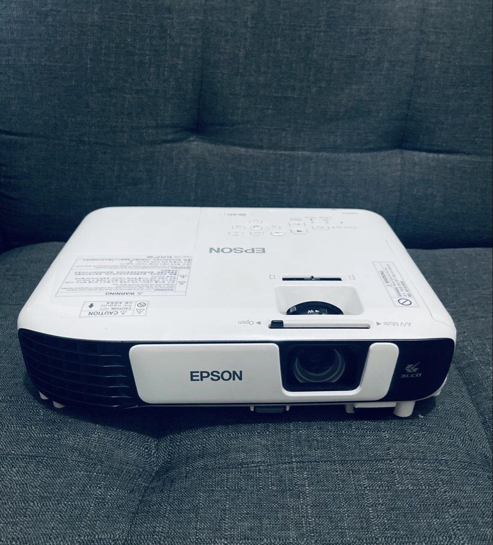 Epson EB X41 (3600 lumens) (Category: Projectors) located in Makati City. Submitted by nerrizzamanalo (Listing ID 1429179313, Image 1). Description: Epson EB X41 (3600 lumens) With Power cord HDMI .
