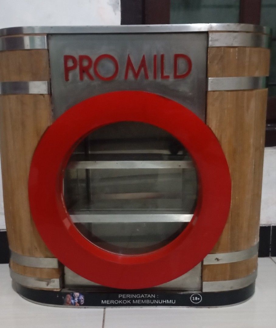 Etalase Display Rokok dan Neon Box PRO MILD, Barang Yang Dicari di ...