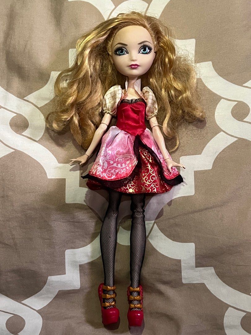 Ever After High Apple White Doll Nude (Category: Figurines & Statues) located in Davao. Submitted by riccirici (Listing ID 1429223152, Image 3). Description: NOTE Kindly avoid leaving messages hanging, let’s respect each other’s time. Thank you 💗 Ever After High Apple White Doll Nude Actual photos posted Discoloration on the doll’s body WYSIWYG Joints 9/10 NUDE Price 1,800 php +shipping cost Courier J&T 5-7 shipping days Davao City Bank Transfer