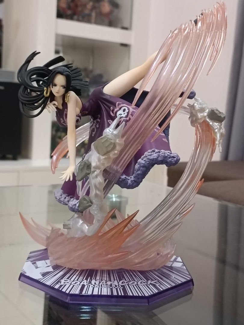 FAZ BOA HANCOCK (Category: Figurines & Statues) located in Manila. Submitted by blueblink_92.3891 (Listing ID 1425955034, Image 2). Description: 100% authentic figure Back in box In very good condition.