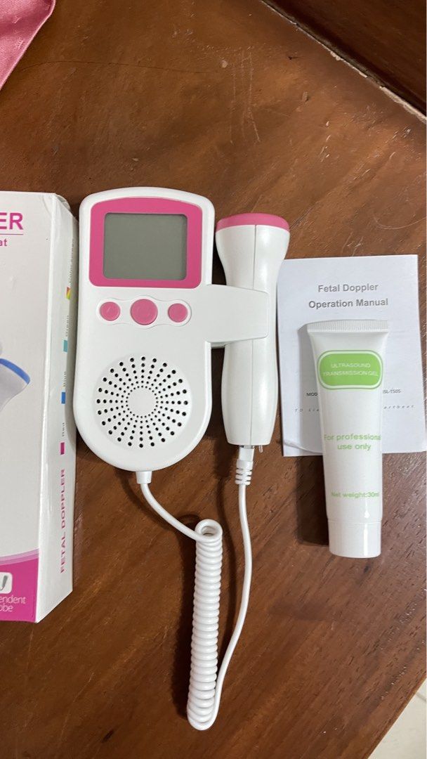 Fetal Doppler (Category: Maternity Care) located in Batangas. Submitted by prebyams (Listing ID 1429257742, Image 3). Description: Like new, used twice only. Very helpful during my preggy days. 50% remaining pa ang gel. All goods ang battery and all buttons are working. Ganto din ginagamit sa mya brgy health center..