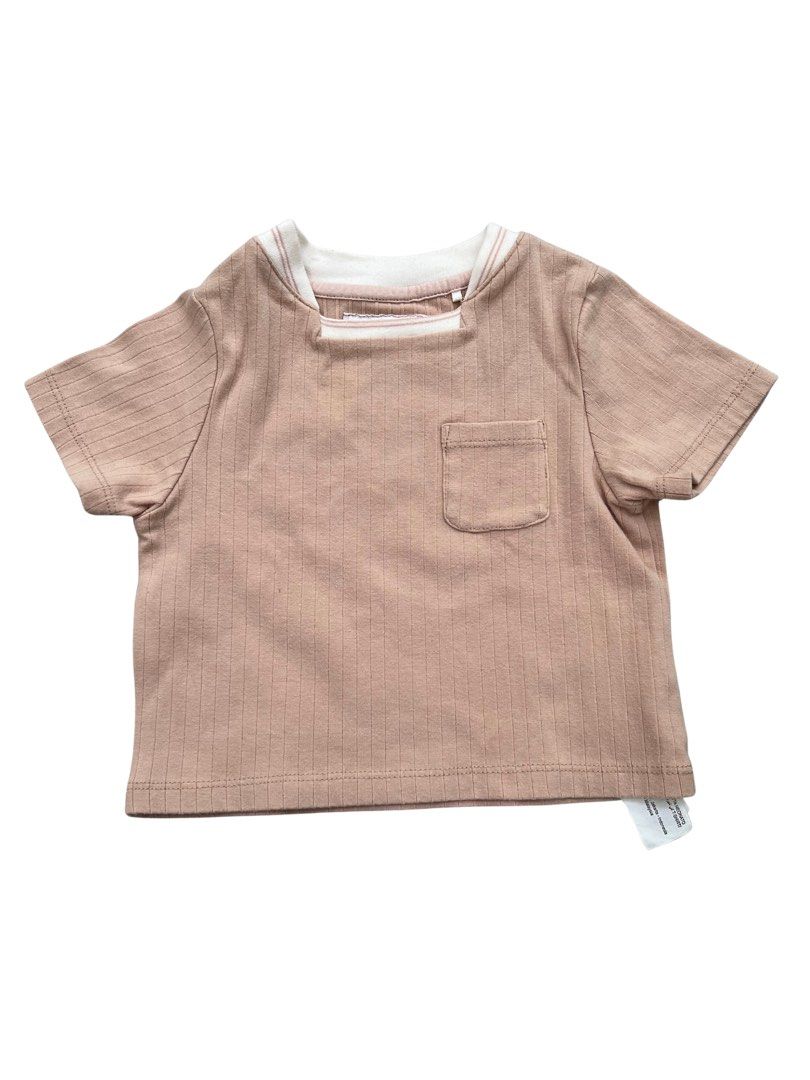 Gingersnaps Ribbed Pocket T-shirt (Category: Babies & Kids Fashion) located in Tagkawayan. Submitted by gailejoves (Listing ID 1429195687, Image 1). Description: .