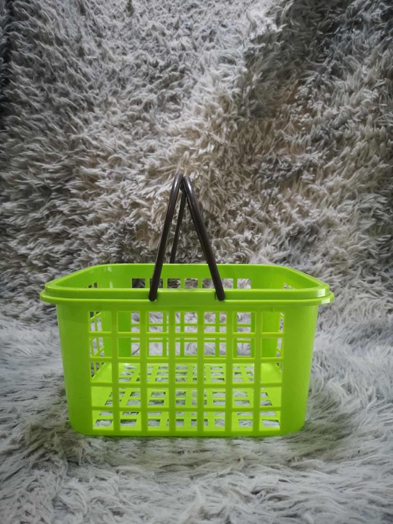 Green Plastic Multipurpose Storage Basket (Category: Storage Boxes & Baskets) located in Santa Cruz. Submitted by jmy_surplus.2 (Listing ID 1429304149, Image 1). Description: Size ; L - 23 W - 26 H - 13 Color ; Green Type ; Basket Brand ; No brand Material ; Plastic Style ; Plastic Basket MY A JMY 5 Batch #196.