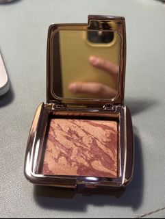 (Category: ) located in . Submitted by eurimakeups (Listing ID 1429187935, Image 1). Description: .