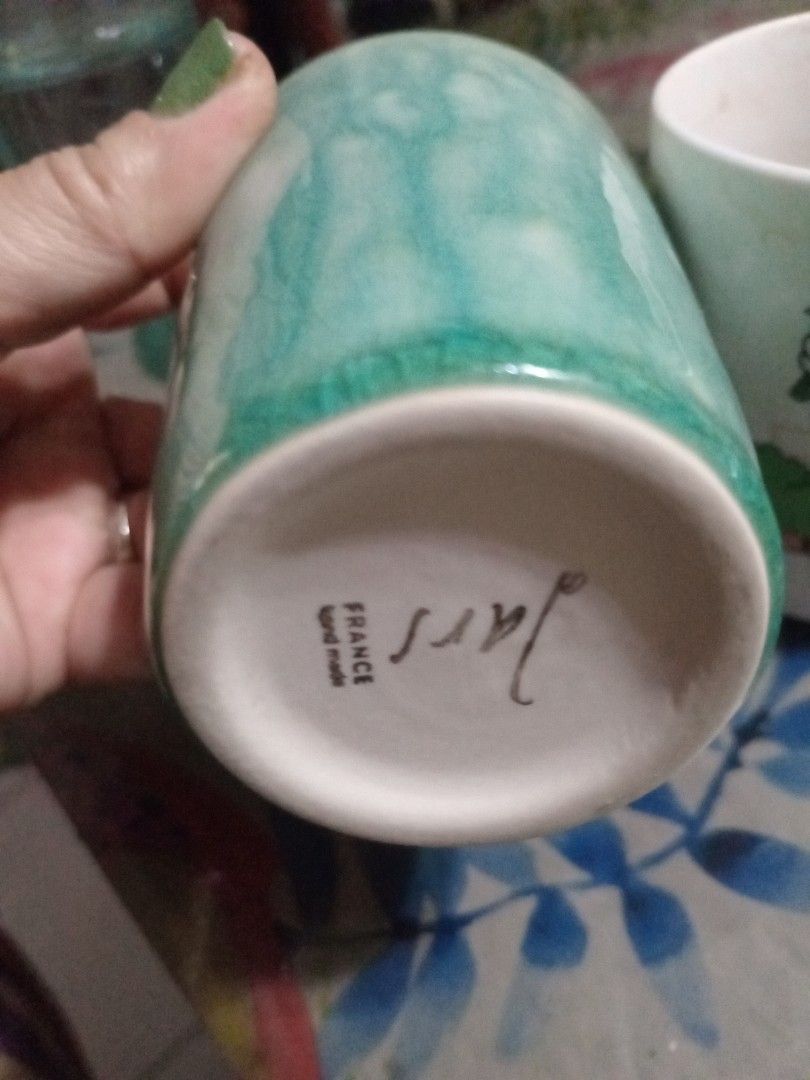 Jarr France Hand Made Mug (Category: Coffee & Tea Tableware) located in Manila. Submitted by padillahe35291 (Listing ID 1429225004, Image 3). Description: Green Made.in Framve Mug for your needs.