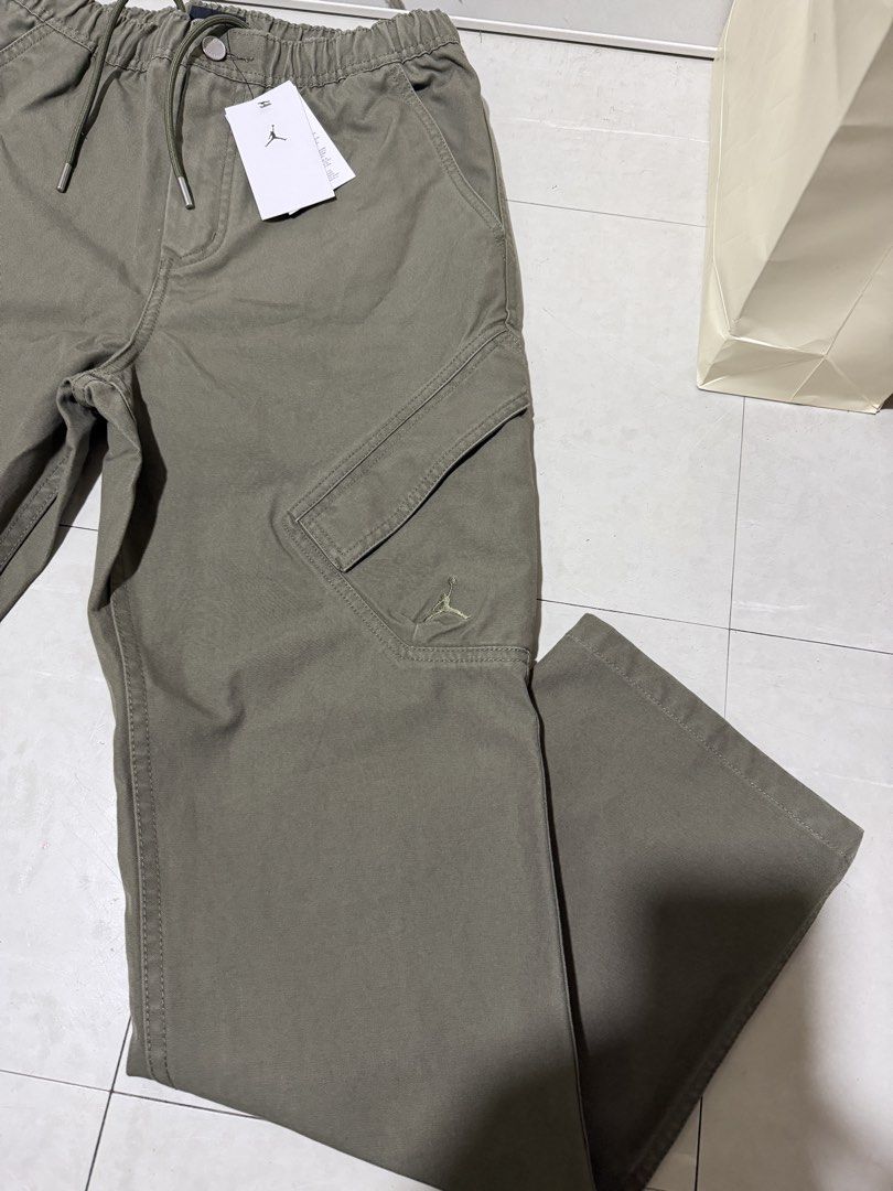 Jordan Chicago Cargo Trousers Pants (Category: Joggers) located in Manila. Submitted by mac2foolz (Listing ID 1429269162, Image 2). Description: ❌WTS/LFB .SALE. Below SRP! 🔥 Jordan Chicago Trousers Color:Medium Olive - Size: Small fit to 30-32 ✅ Our Price: ₱2,495 ❌ Retail Price: ₱5,395 ✔️ Brandnew 💯Authentic ✔️ Unli Lc and Vouch Ship via LBC, Lalamove , Jnt , Jrs 🚛🛵📦 Shipped Nationwide 📨📨📨 Pm me for more pic. and inquiries 🤝🤝🤝 MeetUp A